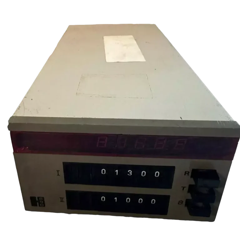 HENGSTLER 890 digital counter 0 782 520, 0782 520, 220VAC, 0782520