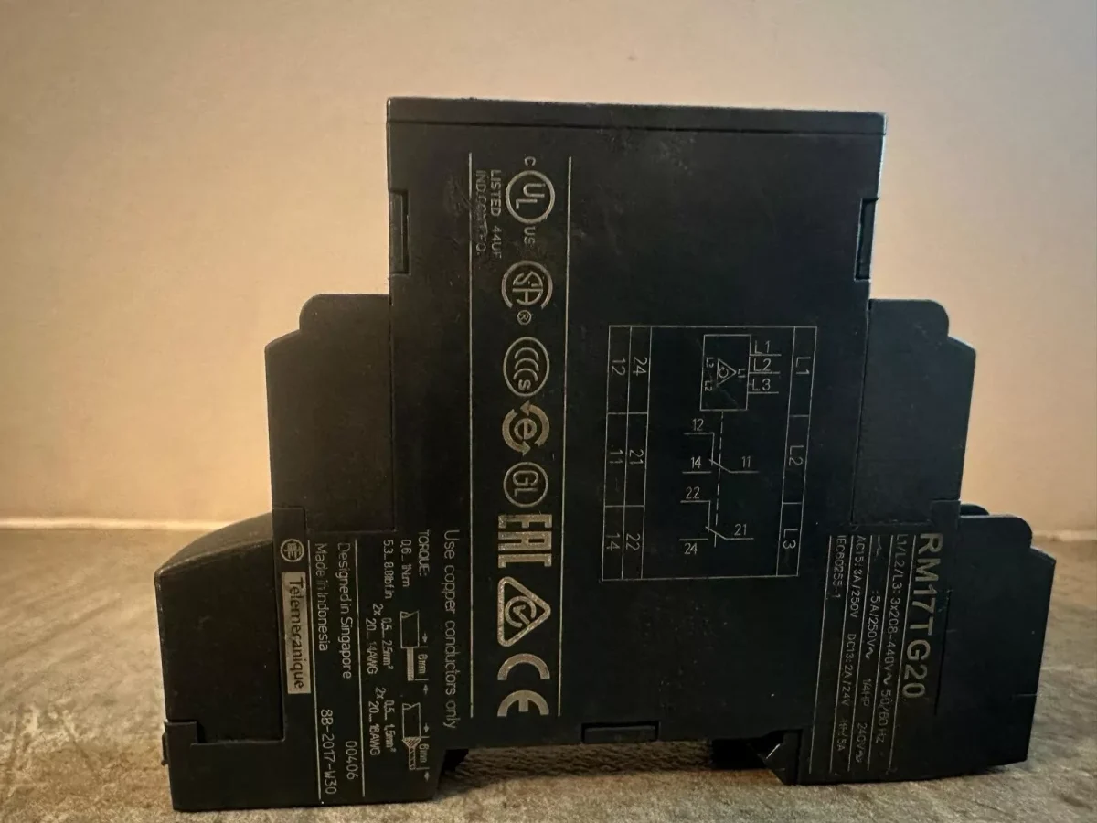 Schneider Electric RM17TG20 R 5A 250V L 440V~50 60Hz 3